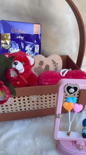 Premium Chocolate Gift Hamper – Assorted Chocolates | Perfect for Gifting 🎁