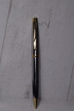 Load image into Gallery viewer, Premium Metal Pen with Gold Finish | Custom Name Engraving Gift