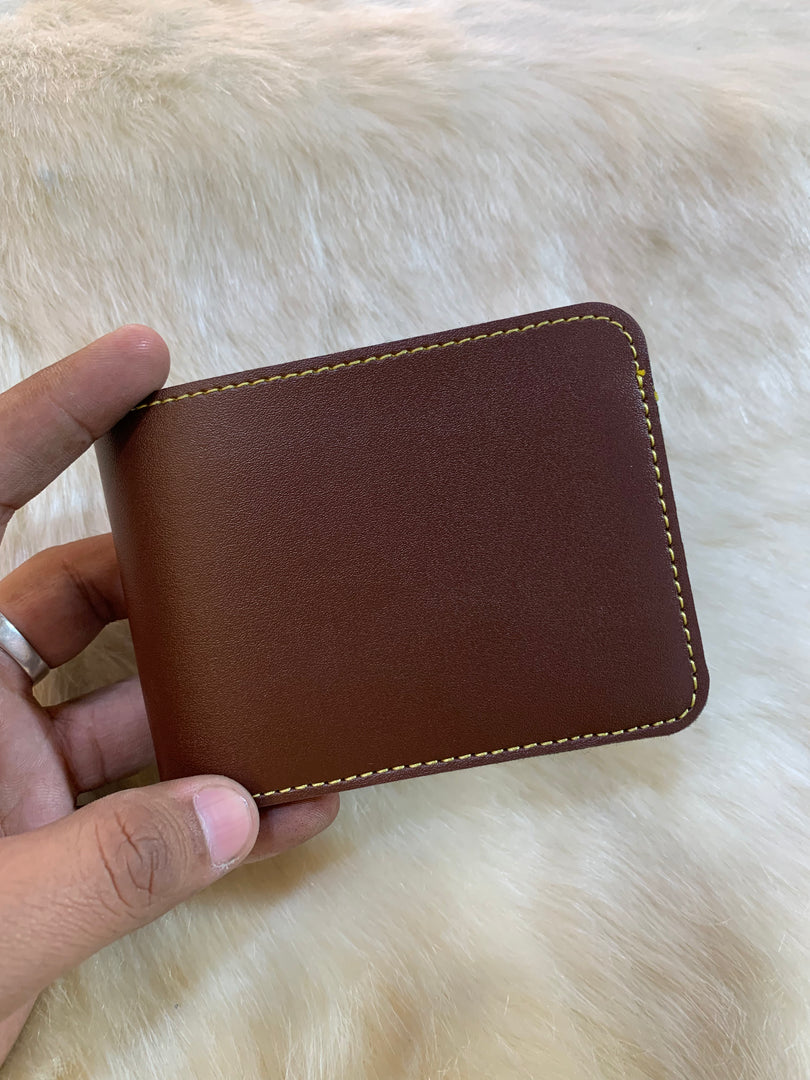 Premium Leather Men’s Short Wallet | Compact Bi-Fold Wallet with Card Slots